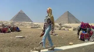 EGYPT WALK Amazing view of the Pyramids and Sphinx