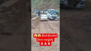 OMG 😱😱 😱 #youtubeshort #shortvideo #dangerousdriving #drivecarefully #breakingnews