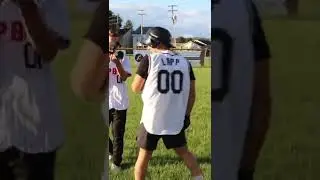 Hitting HOMERS w/ A Blindfold!