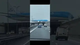 Normal people drive, spotters drive slow 😏. #viral #viralvideo