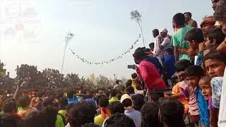 Naraseepuram jallikattu bull festival in Balloon bulls
