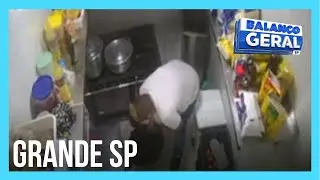 Exclusivo: chef de cozinha é flagrado furtando peças de carne do restaurante que trabalha