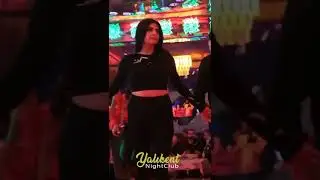 TÜM KIZLAR SAHNEDE