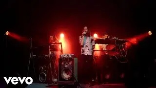 Tame Impala - Borderline (Live on The Tonight Show Starring Jimmy Fallon / 2020)