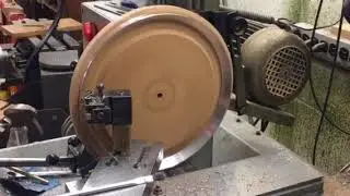 Turning the bezel for the Watchmakers Regulator