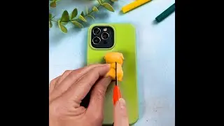 Craft a Phone Shade with This Awesome DIY Umbrella ⛱️