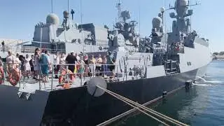 Севастополь 2020. Прогулка по набережной, военные корабли, пляжи. Большая морская после реставрации.