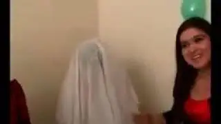 узбек туй кампир Келин Uzbek toʻy kampir kuyovni bopladi prikol