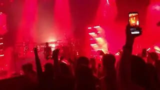 Chainsmokers- Don’t Let me Down
