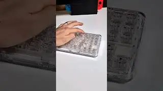 Transparent Mechanical Keyboard! – Yunzii X71 Unboxing & Typing Test!