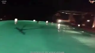 Dewi Persik berenang pake bikini