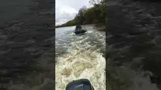 Буксировка малых судов ))