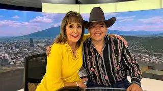 Leandro Ríos visita a María Julia Lafuente en Telediario Mediodía.