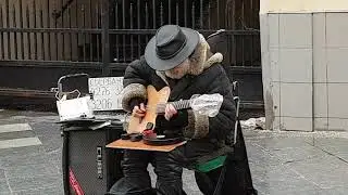Дэйв Стюарт и Кэнди Далфер композиция «Lily Was Here» в исполнении Олега Капустина