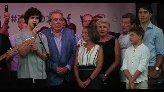 Alexander Stewart sang “Hallelujah” at Taste of the Danforth 2018