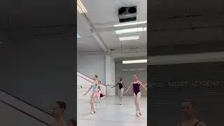 How we do Battement Tendu in Center | Premier Vaganova Training in SF Bay Area 