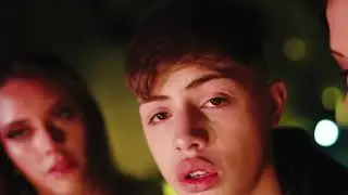 ANDRESITO OTRO CORTE - LABIOS DE CARAMELO (VIDEO OFICIAL)