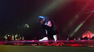 More chainsmokers