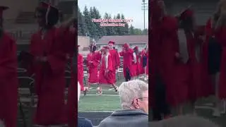 IZZY’S GRADUATiON DAY 