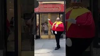 Eggman Visits Nintendo NYC - Sonic the Hedgehog