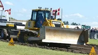 Komatsu D65PX Dozer Pulling The Sledge at Pulling Event in Hjørring | Tractor Pulling Denmark