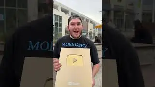 Starbucks Gold Plaque Delivery 😂 