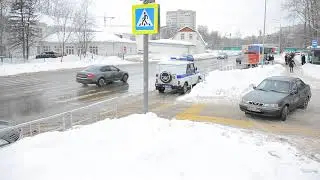 Одинцово, парковка и езда по тротуарам в центре города