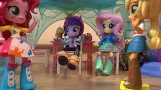 My little pony. Equestria Girls: Sparkle's Pony Vacation. Episode 1 