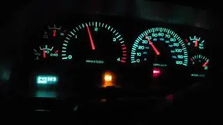 Mindlessly clutchless upshifting and downshifting in my 5-speed 24-valve Cummins for y'all