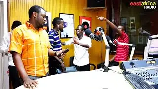 Wachambuzi wa Michezo East Africa Radio wachapana Studio | Nini sababu Yanga au Simba?