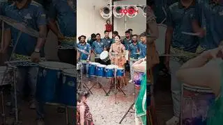 Shilpa Shetty ENJOYS playing drums at Ganpati Darshan 😍 #shilpashetty #shorts