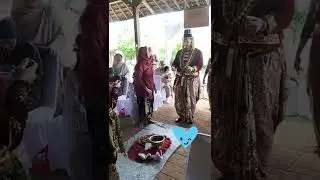 PENGANTIN BULE ADAT JAWA INDONESIA 