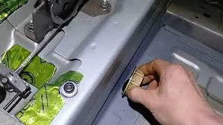 Логаны тоже ржавеют!В работе Рено Логан 2010года