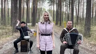 ♫ ♫ БОЖЕ КАК  ПОЁТ И ТАНЦУЕТ ЭТА ДЕВУШКА ! Аж волосы дыбом - Алсу зимний сон ( Виктория Чумакова )