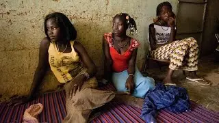 beautiful girls of Kidal ,city of Mali, tour guide to monuments, buildings, history and attractions