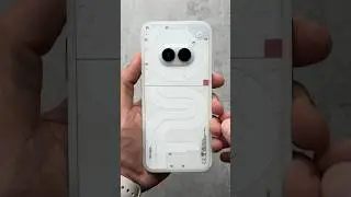 Nothing Phone (2a) in Milk 