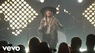 Florence + The Machine - Dog Days Are Over (Live from iHeartRadio Theater New York City)