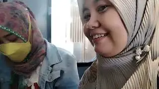 🇹🇼 Bercanda Gurau Saat Naik Kereta  Senja ‼️Joking around while riding the twilight train
