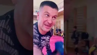 Тренер спарингует 😉 