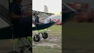 Dan Reynolds’s Chinook taking off in less than one plane length