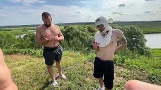 РОСТИК УГАРАЕТ НАД КОРЕШЕМ И ГЕНСУХОЙ))
