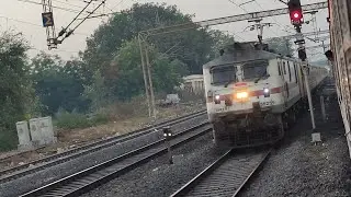 Mumbai Central 🤩 Rajkot Tejas Express 🚂 ||09005 || #tejasexpress #specialfare #indianrailways #csmt