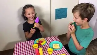 Learn English Words! Pretend Play Food! Restaurant!