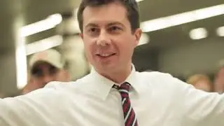 2017 Pete at Houston Airport for the Muslim Ban protest