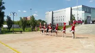 Заказать ансамбль барабанщиц на праздник, юбилей и корпоратив - мажоретки барабанщицы Москва