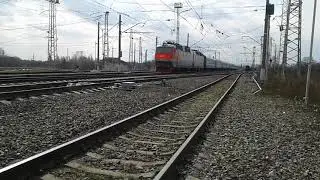 Скорый на Москву и ласточка на Смоленск