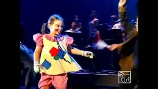 Liuba María Hevia - La muñeca fea (DVD Entre locos bajitos)