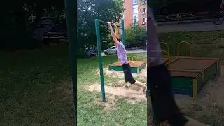 360 с разных хватов #турник #воркаут #brazilian #noomiclone #parkour