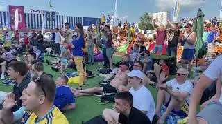 Матч Украина - Северная Македония: как болели в фан-зоне в Киеве