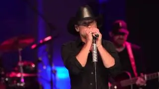 Tim McGraw: Live from the Artists Den | First Look